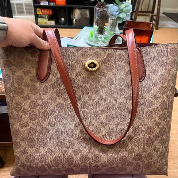 Coach tote - Picture 1 of 5